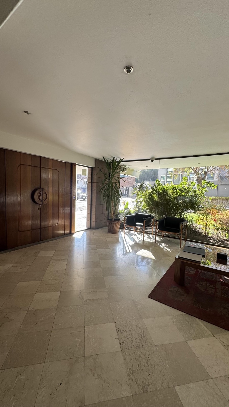 Departamento exclusivo en Las Condes, 4 dormitorios y 4 baños
